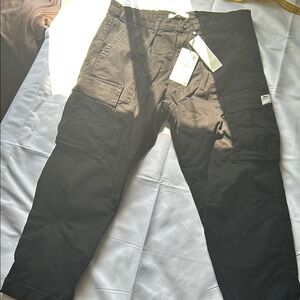 Zara Black Ankle Cropped Pants with Relaxed Fit